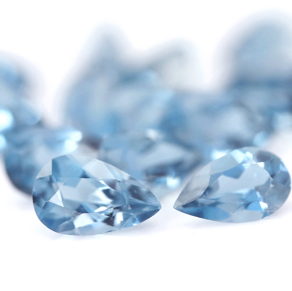 ビズー公式】マルチカラージュエル K18(18金) ネックレス スノールナ ビズー公式】マルチカラージュエル K18(18金) ネックレス スノールナ